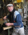 Gabriel-Mazenauer-im-Atelier